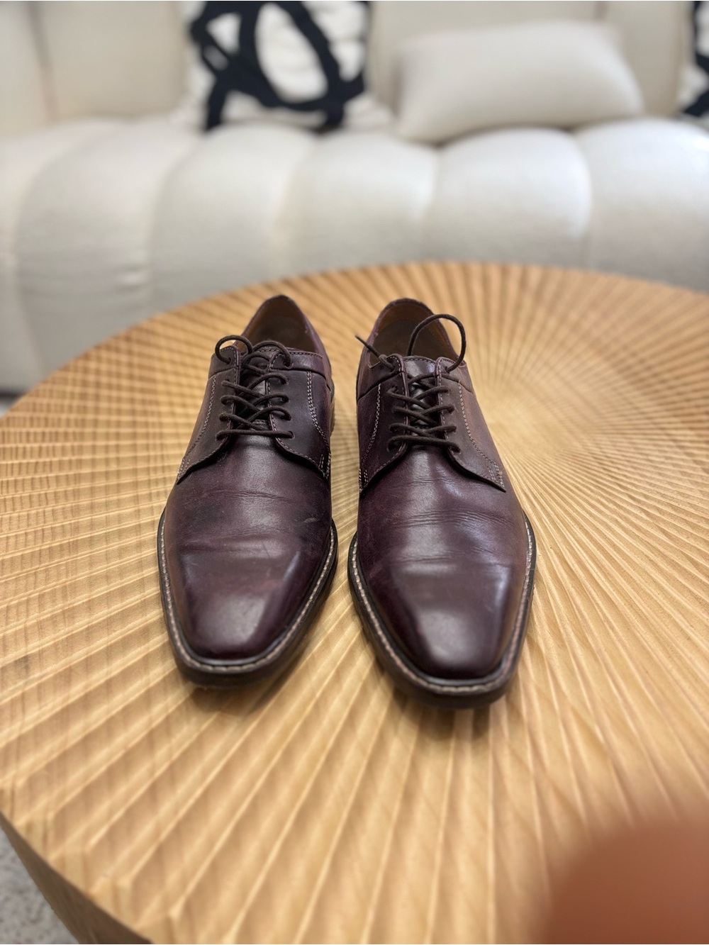 Giorgio Brutini Men's Burgundy Leather Lace-Up Oxfords
